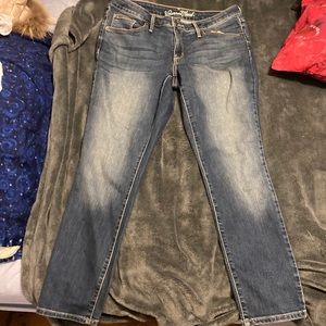 Brand New/Never Worn Universal Thread Jeans